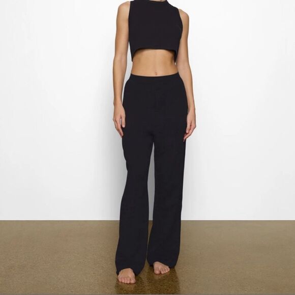 - Skims pants NWT - Picture 1 of 5